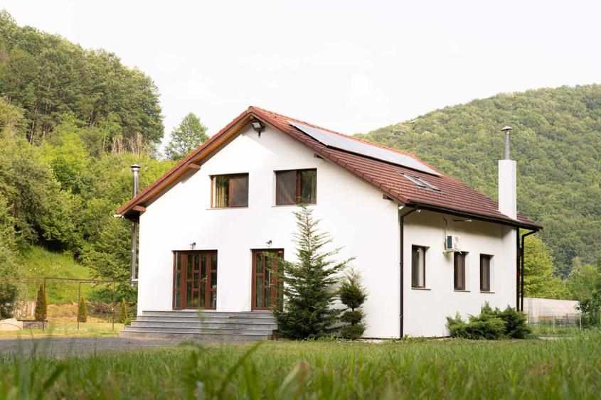 Cabana premium mobilata, 6 camere, 1,68 ha livada si balta, aproape de Deva - 7