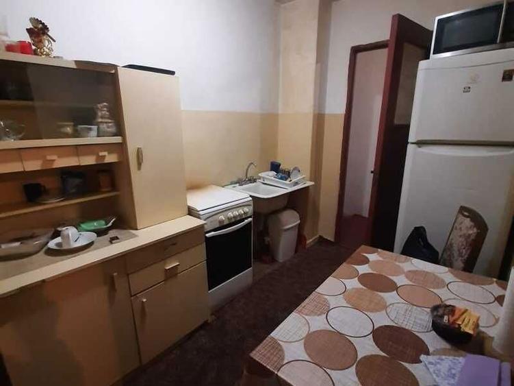 Piata Gorjului chiar la metrou in exclusivitate - 7