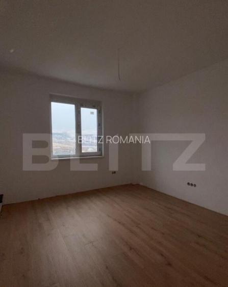 Apartament cu 3 camere, etajul 1 Apartament cu 3 camere, etajul 1