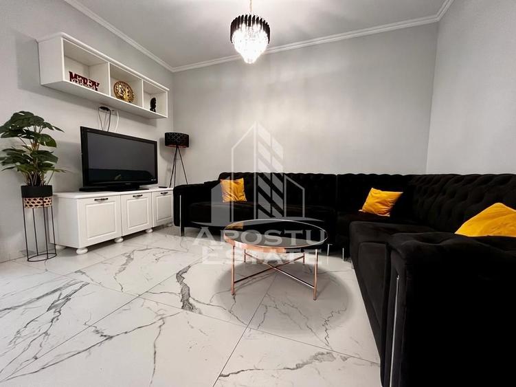 Triplex deosebit cu 3 camere de vanzare, zona Eso, Giroc - 1