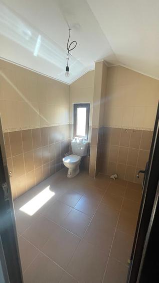 Navodari Vila  P+1+M  Living + 5 camere  86 mp etaj  Construita  in 2011 din bca - 19