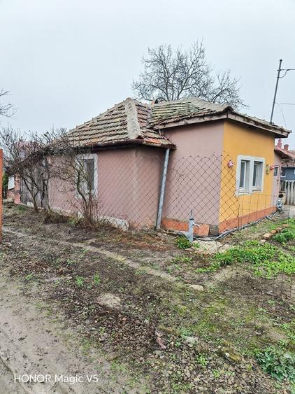 Casa cu teren 403 mp RONAT - 1