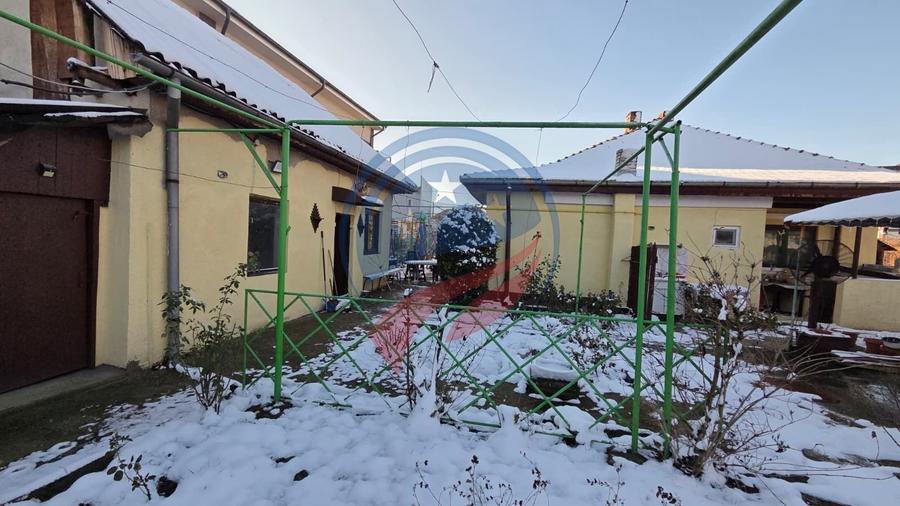 🌿 Casă cu teren 620 mp – Romanești | Liniște, acces excelent, potențial mare - 9