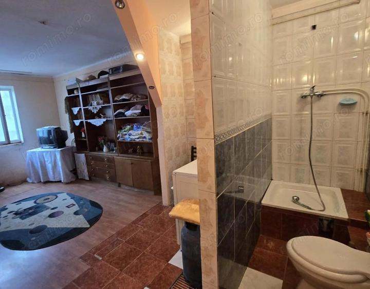 De vanzare garsoniera de buget Strada Condorilor, (uzina Aerostar). - 1