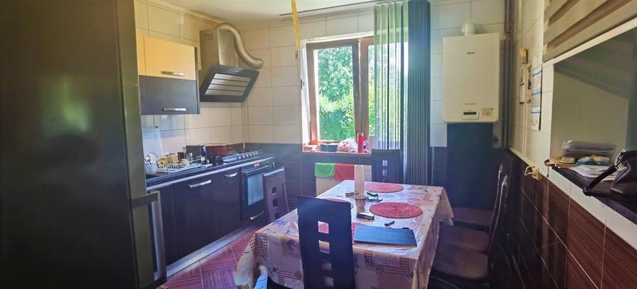 Vila Breaza 380Mp,Teren 1320Mp,aproape de Liceul Militar - 2