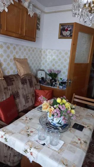 Apatarment decomandat aproape de mall - 4