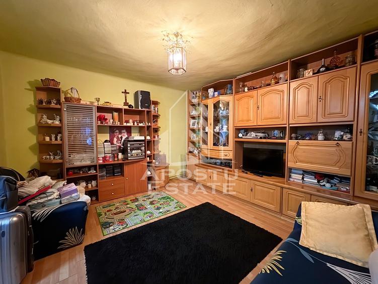 Casa la curte comuna cu 2 familii | 80mp utili | 350 teren | Sagului - 2