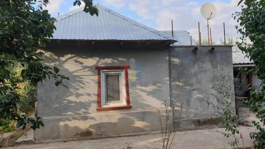 VEZI VIDEO! Super Pret Casa Chiscani 4 cam teren 1.800 mp toate utilitatile - 5