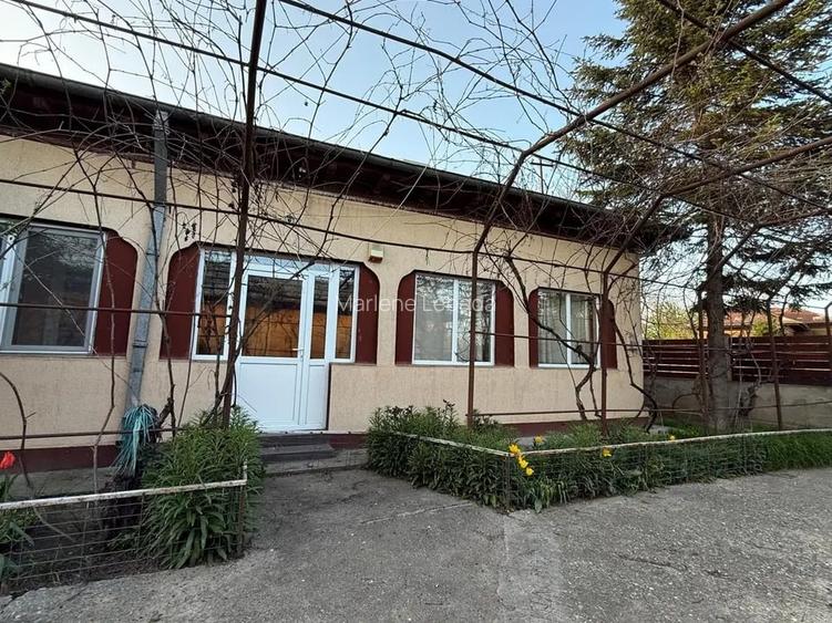 Casă cu 4 camere și teren de 928 mp - Vărăști, Giurgiu
