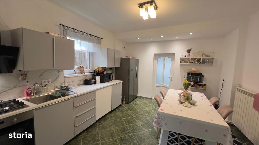 Casa zona centrala Petrosani - 4