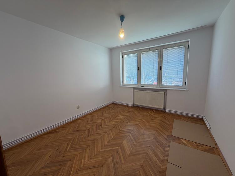 Apartament 2 camere - parter - Central - Vasile Milea - 5