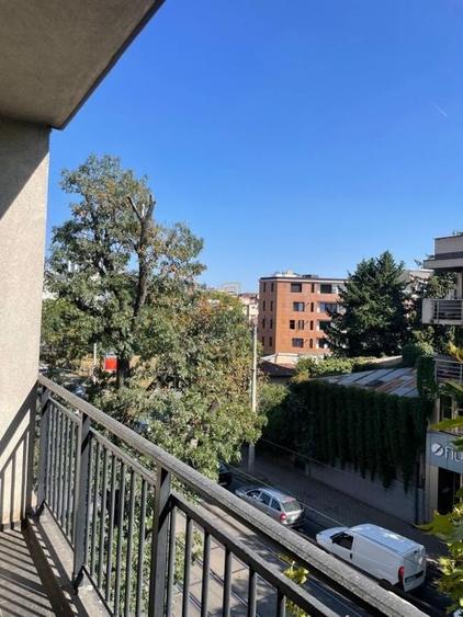 Apartament modern cu 2 camere- zona Piata Unirii, Comision 0 - 11