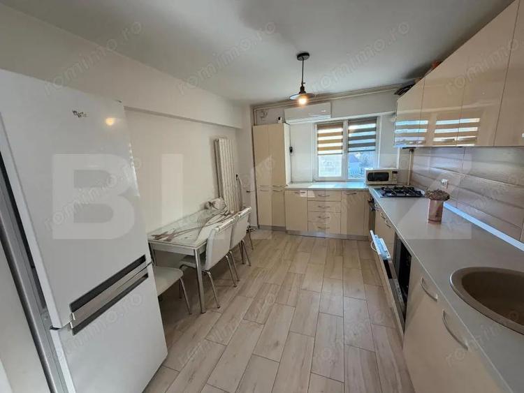 Apartament de vanzare cu 3 camere - 10