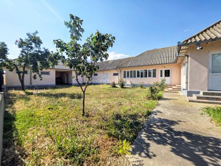 Casa de vanzare in Delta Dunarii - Tulcea, Jurilovca - 236mp utili, teren 5508mp