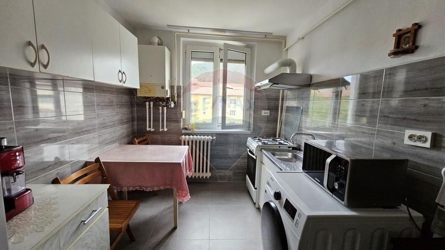 Apartament cu 2 camere de vânzare în zona Precista - 2