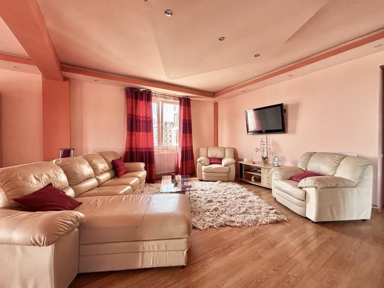 Apartament spatios in Mamaia Nord, aproape de plaja - 2