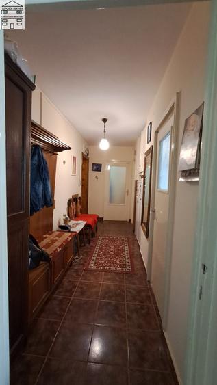 Apartament 3 camere, parter înalt – zona Sovata - 8
