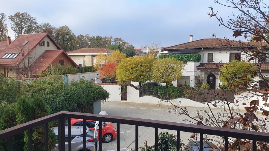 Vila la liziera Padurii Baneasa, zona Liceul Francez, Sector 1, Bucuresti - 8