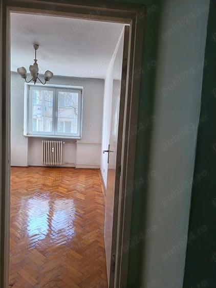 Vand apartament 3 camere decomandate - 6