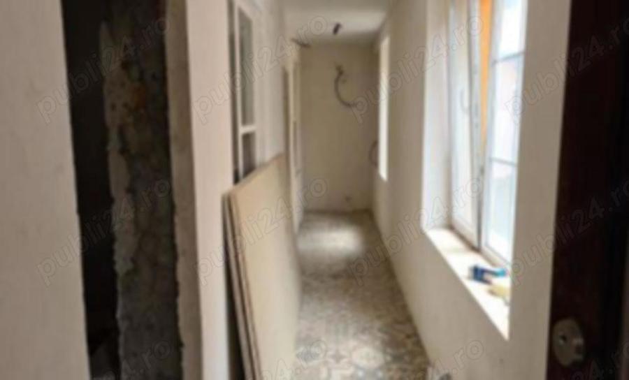 Ansamblu privat - 3 case cu 4 apartamente generoase Pucioasa, Dambovi?a - 10