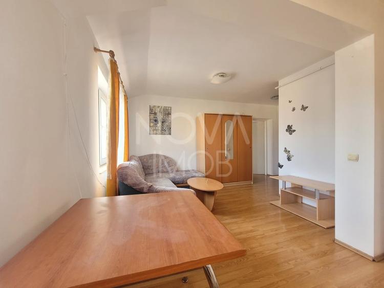 Apartament 2 camere, Scoala de Inot - 1