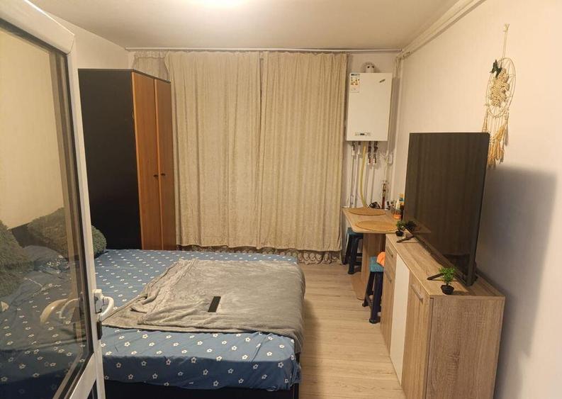 Garsoniera de va^nzare - Paratorii Patriei - 4