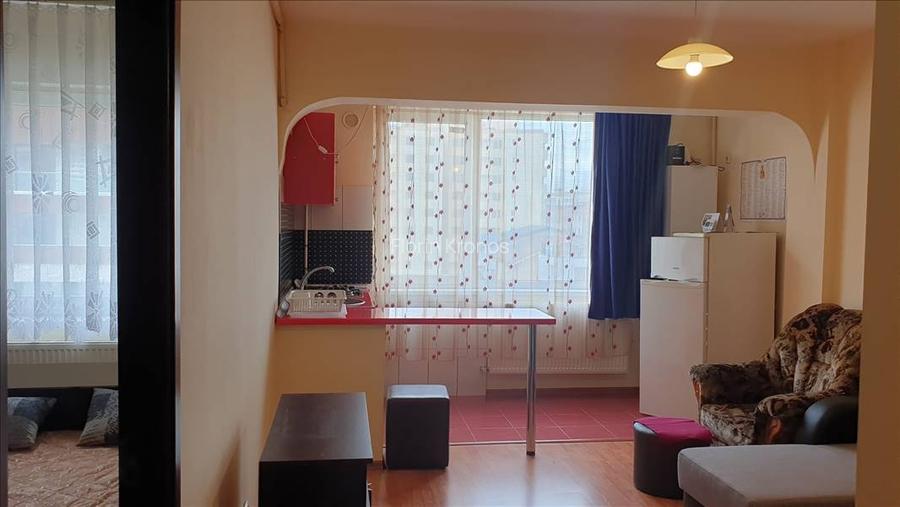 TOMIS PLUS GARSONIERA TIP STUDIO MOBILATA SI UTILATA CENTRALA GAZ 350 EURO