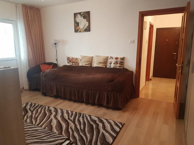 Apartament doua camere, semidecomandat, etaj trei, bucatarie mare, Bistrita Lac - 3