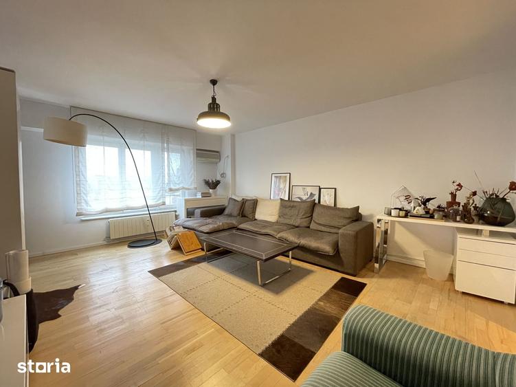 Apartament cu 3 camere în Decebal