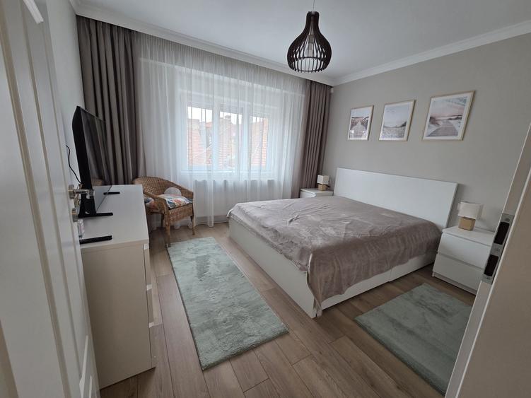 Apartament cu 2 camere decomandat în Ultracentral