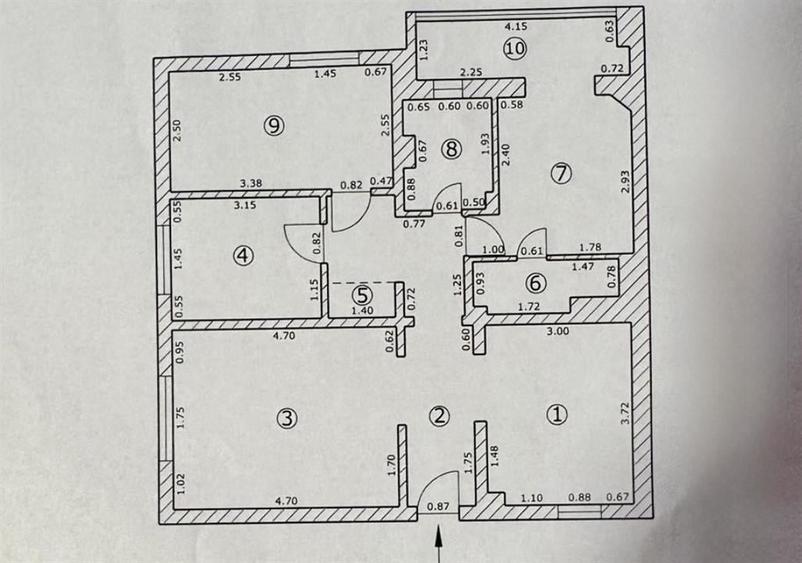 Apartament cu 4 camere decomandat, mobilat în Tractorul