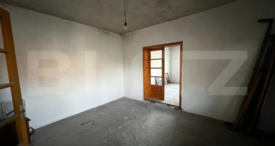 Casă individuală cu 5 camere cu Teren 1950 Mp în Blaj