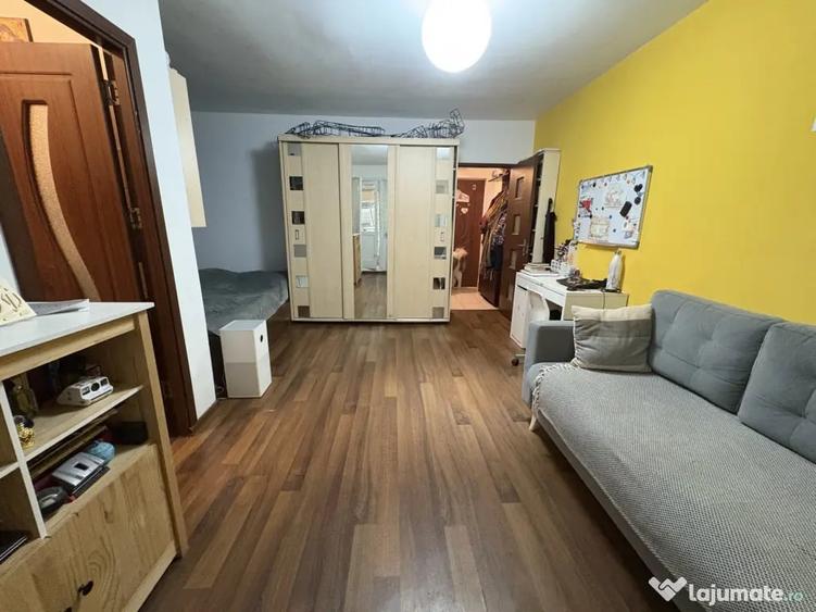 Tatarasi! Studio, 35mp,bloc apartamente,balcon,bucatarie sep - Iasi (Iasi) - 1