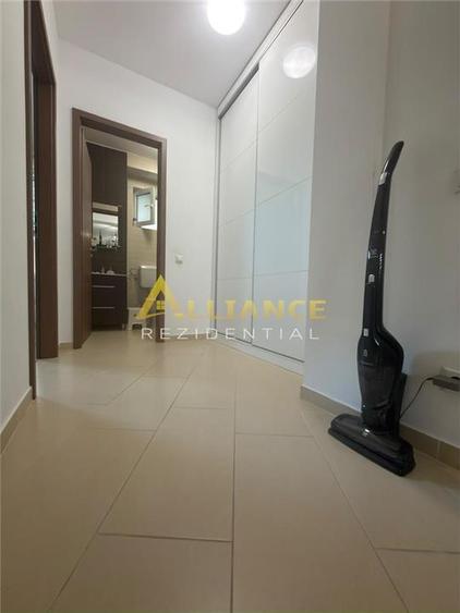 Apartament cu 2 camere decomandat, mobilat în Metalurgiei