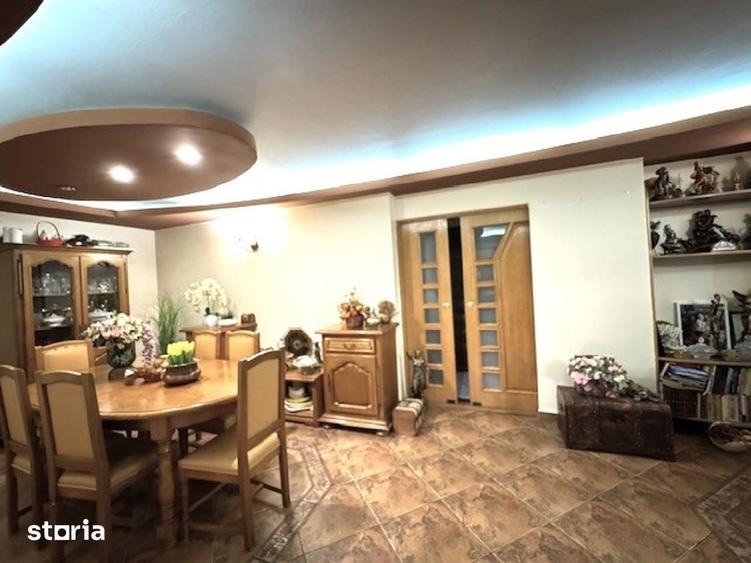Apartament cu 4 camere în Central