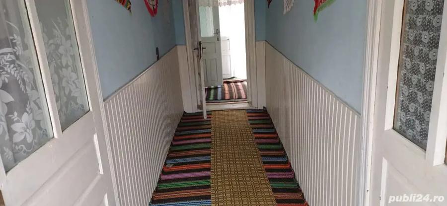 Casă cu 3 camere cu Teren 4000 Mp în Lișna