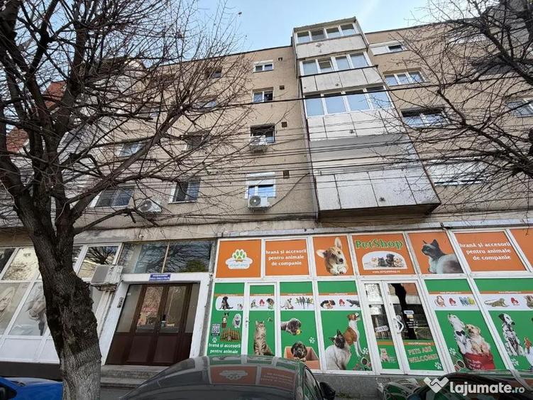 Apartament cu 2 camere semidecomandat în Central