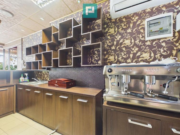 Spațiu comercial, de 178 mp, în Alfa