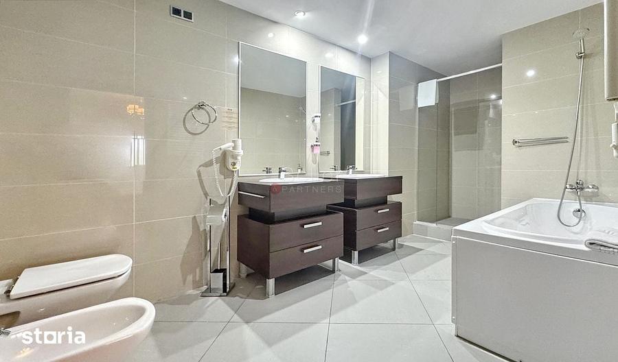 Apartament cu 4 camere decomandat în Central