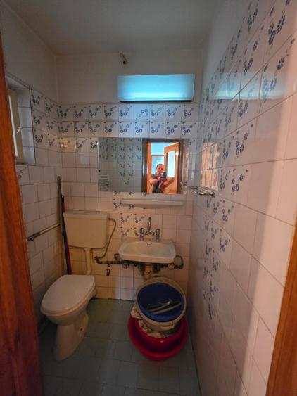 Apartament cu 3 camere decomandat în Tineretului