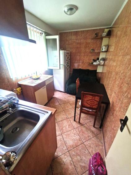 Apartament cu 2 camere decomandat în Drumul Taberei