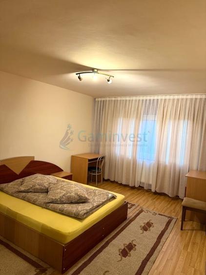 Apartament cu 3 camere decomandat, mobilat în Calea Aradului