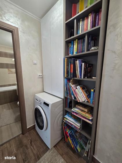 Apartament cu 3 camere în 1 Mai