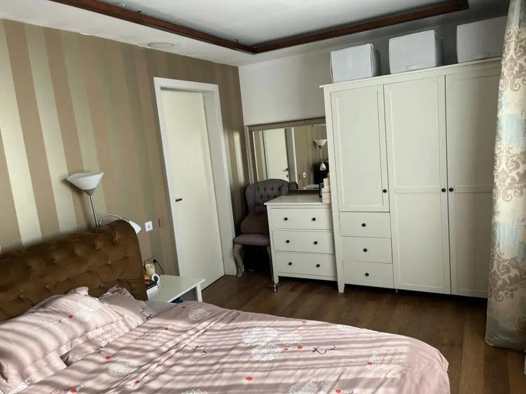 Casă cu 4 camere în Crihan