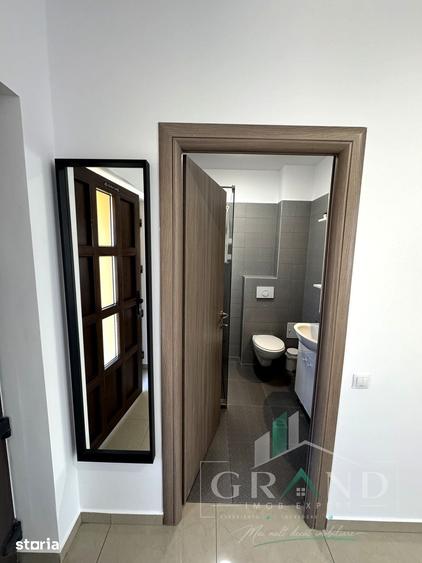Casă cu 4 camere cu Teren 500 Mp în Feleacu