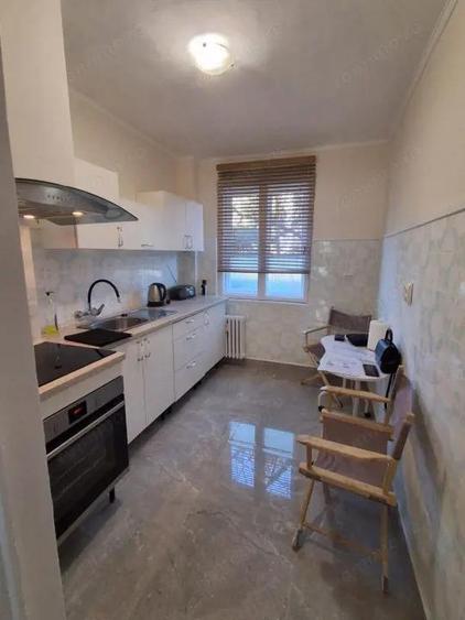 Apartament 3 camere, central, renovat complet - 87000 negociabil - 1