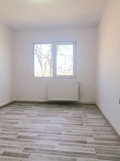 Apartament de vanzare - 6