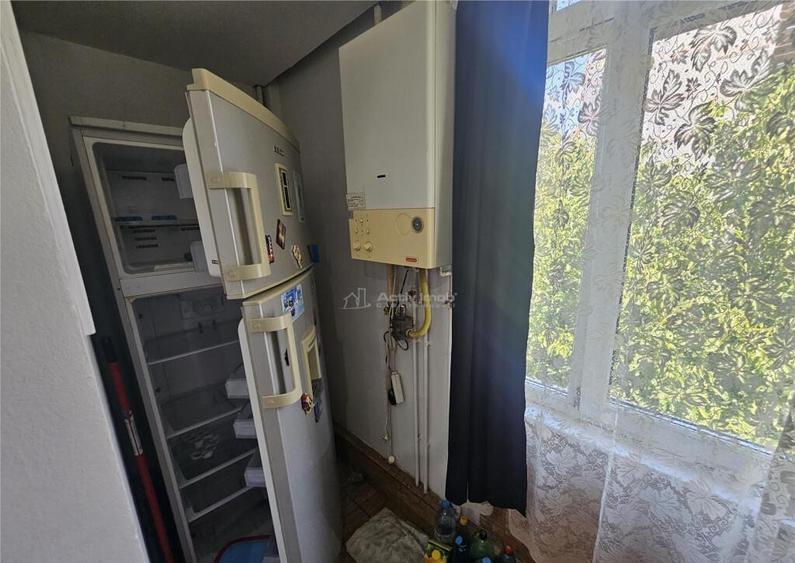 Resita, 2 Cam. Dec., Mobilat Utilat, Micro 4 - 1