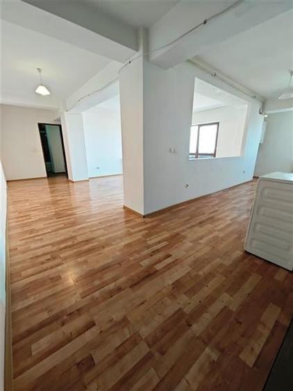 Vanzare apartament 2 camere, Ghimbav zona centrala, bloc 2008 - 11