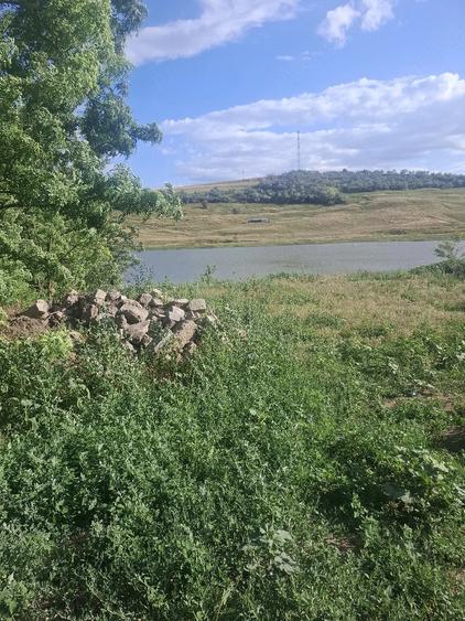 Casă cu Teren 900 Mp în Central